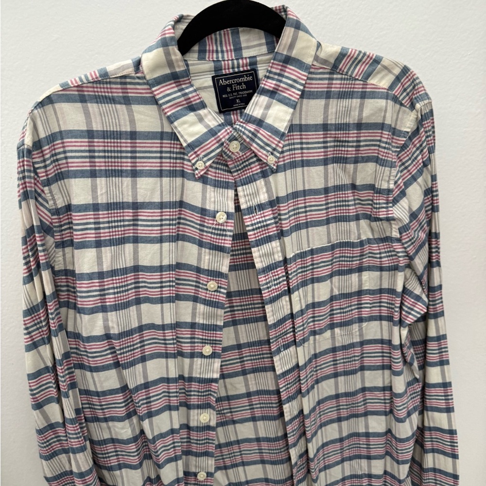 Abercrombie & Fitch Men's Blue and Pink Checkered Shirt